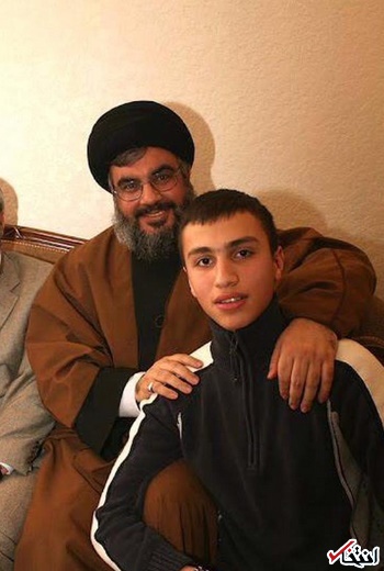 تصاویر: شهید مغنیه در کنار پدر، سیدحسن نصرالله و حاج قاسم سلیمانی