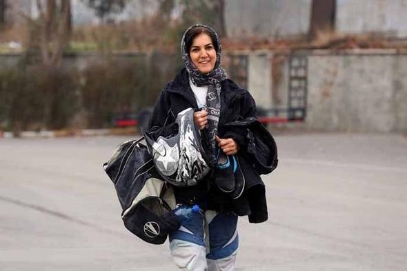 تصاویر : اولین بانوی موتورسوار ایرانی