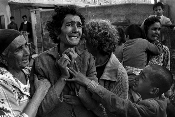 تصاویر : عکاسی در یک قدمیِ مرگ