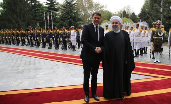 تصاویر : استقبال رسمی روحانی از نخست وزیر ایتالیا