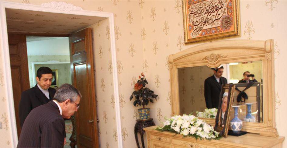 عکس/ادای احترام دیپلماتهای خارجی مقیم پایتخت چین از آیت الله هاشمی رفسنجانی