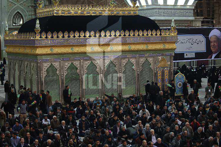 عکس/حضور مردم و مسوولان در مراسم هفتمین روز درگذشت آیت الله هاشمی