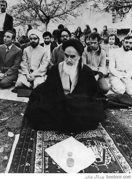 عکسی کمتر دیده شده از حسن روحانی در دوران انقلاب /خاطره تکبیر گفتن در دانشگاه انگلیس
