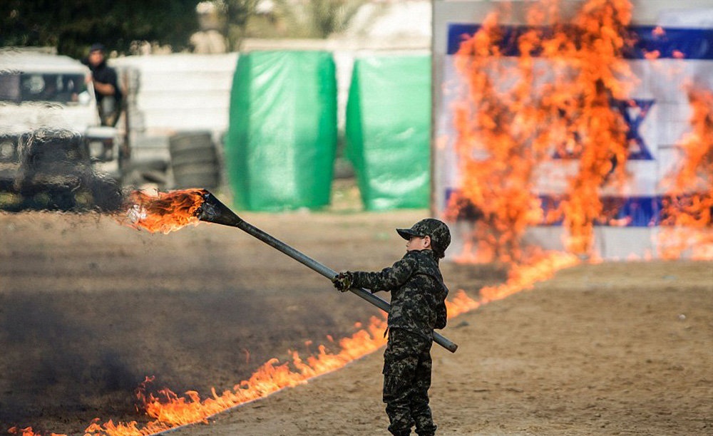 تصویر : مراسم فارغ التحصیلی مبارزان حماس‎