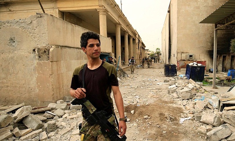 تصاویر : پس گرفتن موزه موصل از دست داعش‎
