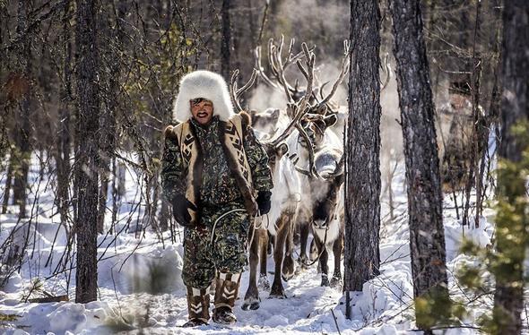 تصاویر : شکارچیان گرگ در سیبری