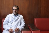 وزیر بهداشت از عمل جراحی موسوی و کروبی می گوید