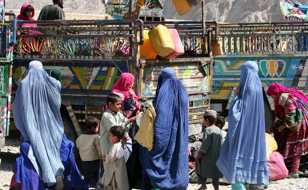 تصاویر : بازگشت آوارگان افغان از پاکستان