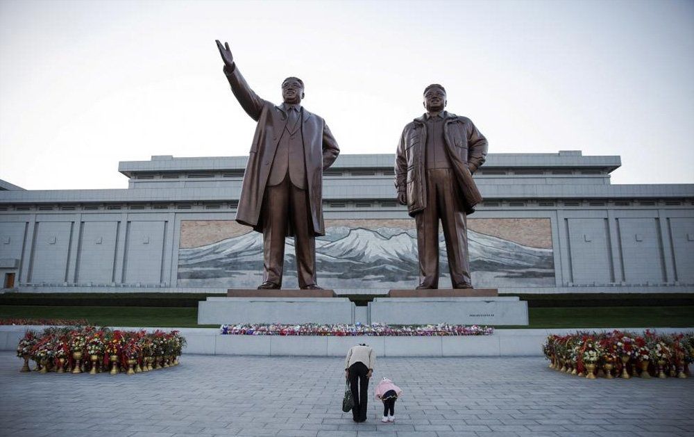 تصاویر : مجسمه‌های رهبران کره شمالی