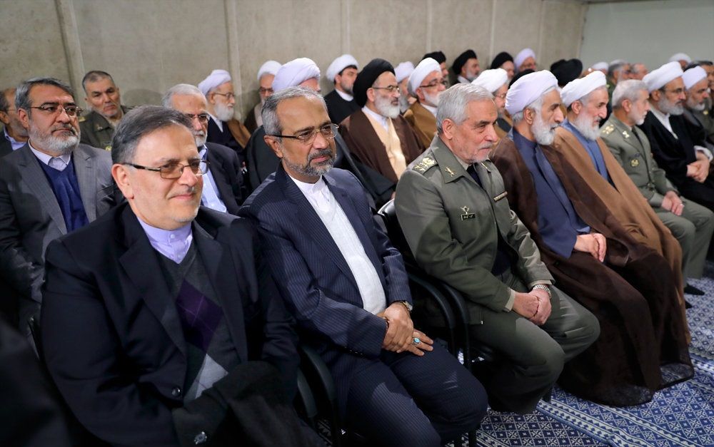 تصاویر : دیدار مسئولان و میهمانان کنفرانس وحدت اسلامی‌ با رهبر انقلاب