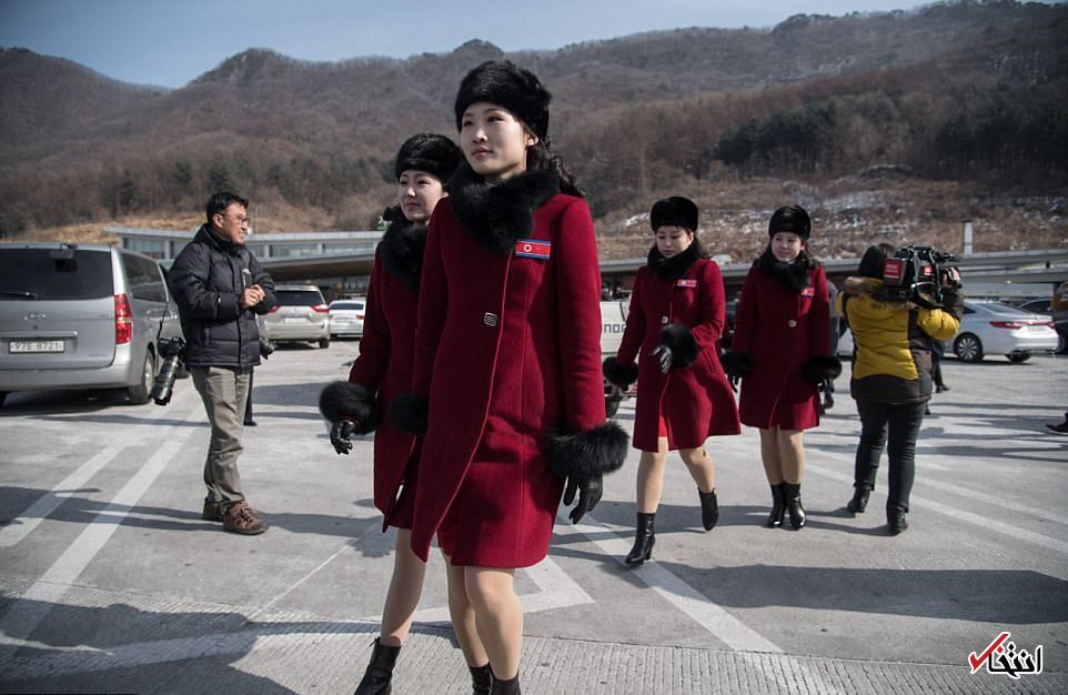 تصاویر : بیش از ۲۰۰ زن جوان کره شمالی لیدر