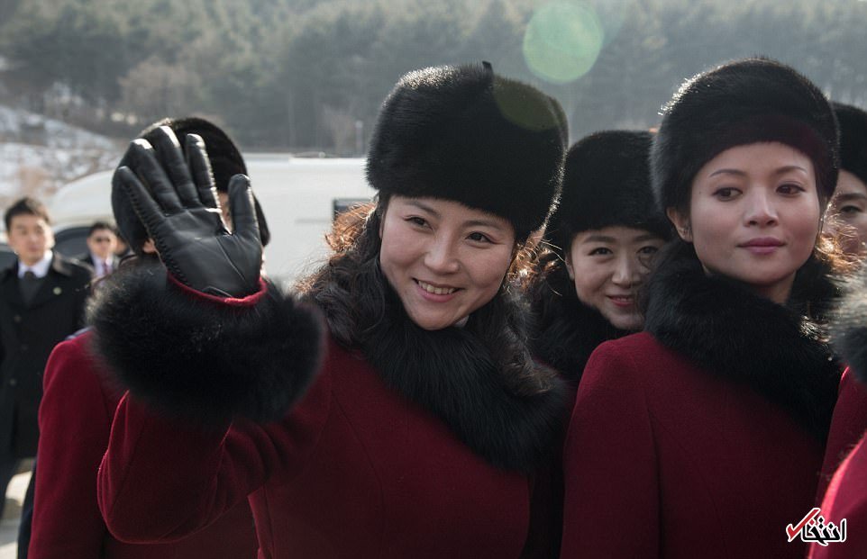 تصاویر : بیش از ۲۰۰ زن جوان کره شمالی لیدر