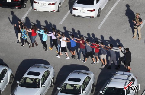 تصاویر : تیراندازی مرگبار در دبیرستانی در فلوریدای آمریکا