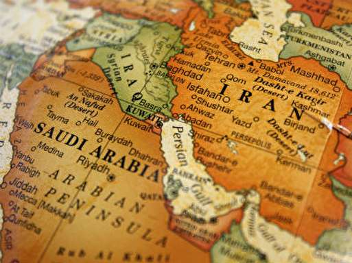 نشانه‌ها می‌گوید ایران و عربستان آماده‌ی یک جنگ می‌شوند