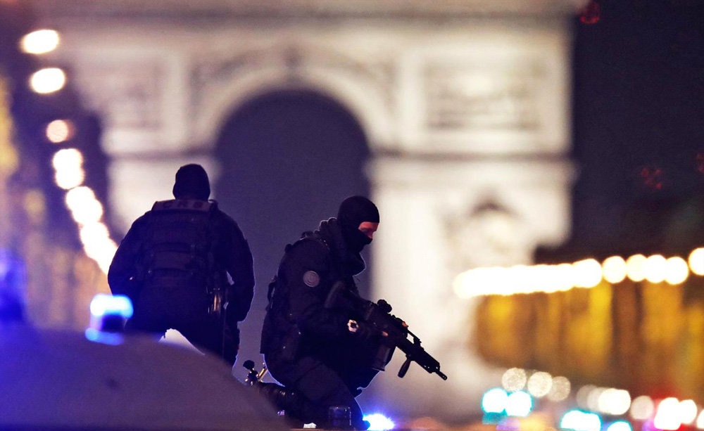 تصاویر : تشدید تدابیر امنیتی در فرانسه در آستانه انتخابات‎