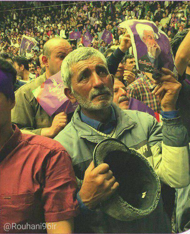 عکس ماندگار و معنادار دوازدهمین دوره انتخابات ریاست جمهوری ایران
