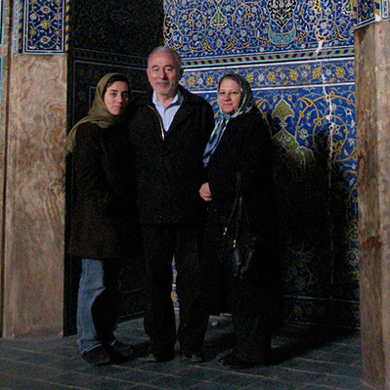 عکس / مریم میرزاخانی در کنار پدر و مادرش