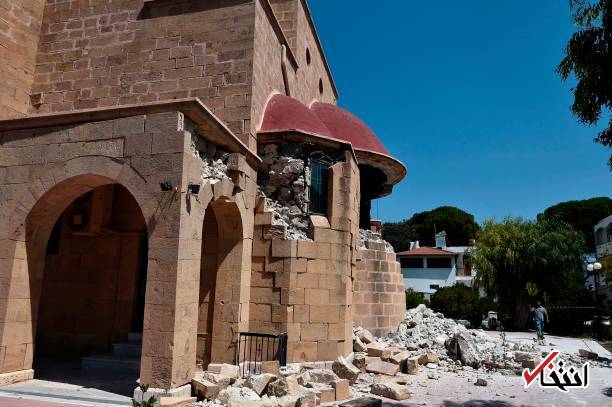 تصاویر : ده‌ها کشته و زخمی بر اثر زلزله در ترکیه و یونان