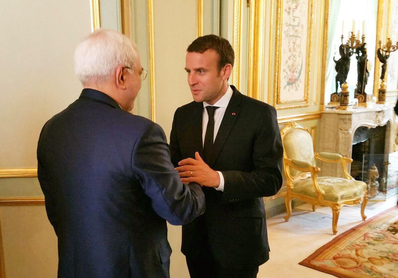 دیدار ظریف با رییس‌جمهور فرانسه