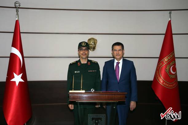 عکس/ دیدار سرلشکر باقری با وزیر دفاع ترکیه