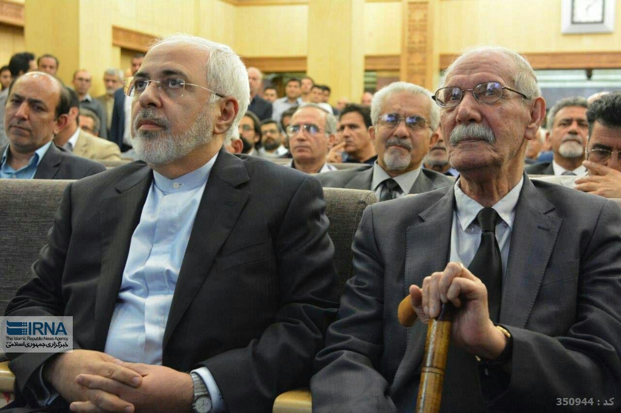 عکس / حضور محمد جواد ظریف در مراسم نکوداشت مرحوم ابراهیم یزدی