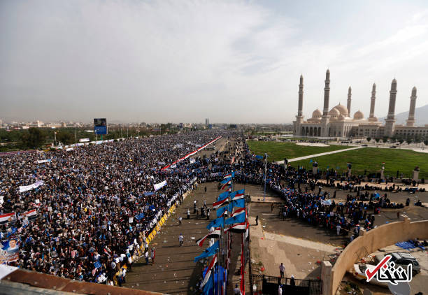 عکس/ علی عبدالله صالح در تجمعی بزرگ آفتابی شد