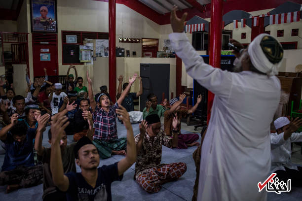 تصاویر : دیگ آب جوش و دعا برای ترک معتادان نوجوان