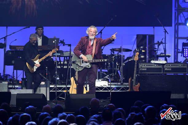 تصاویر : پنج رییس جمهور سابق آمریکا در یک کنسرت