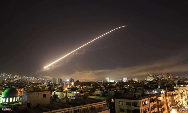 تصاویر : حملات هوایی آمریکا، فرانسه و انگلیس به سوریه