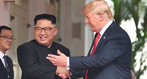 تماشا کنید / گزارش ویدیویی «الجزیره» از دیدار ترامپ و کیم جونگ اون / رهبر کره شمالی در ازای خلع سلاح هسته‌ای، از آمریکا چه می‌خواهد؟ / او چگونه از «مرد موشکی» به «پسر خوب» تبدیل شد؟ / «حقوق بشر»؛ موضوعِ فراموش شده؟ +زیرنویس فارسی