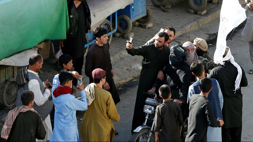 تمدید آتش‌بس در افغانستان و آزادی شماری از زندانیان طالبان