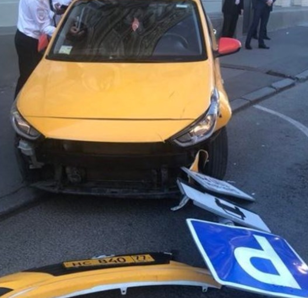 حمله به عابران پیاده در مسکو با تاکسی / 7 نفر زخمی شدند / راننده دستگیر شد