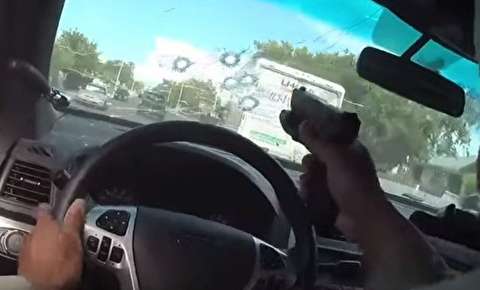 فیلم/ تصویربرداری مأمور پلیس از لحظه هیجان‌انگیز تیراندازی و دستگیری مظنونین در لاس وگاس