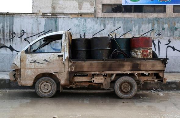 تصاویر : تجارت نفتی داعش