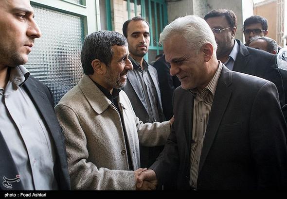 تصاویر : مجلس ترحیم مادر احمدی‌ نژاد
