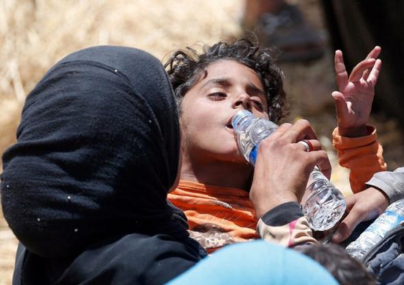 تصاویر : فرار هزاران سوری از ترس داعش