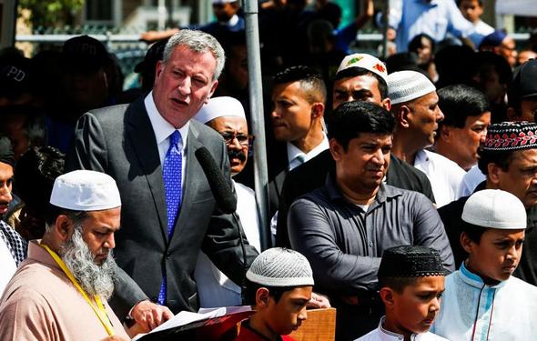 تصاویر : تشییع جنازه امام جماعت مسجد نیویورک