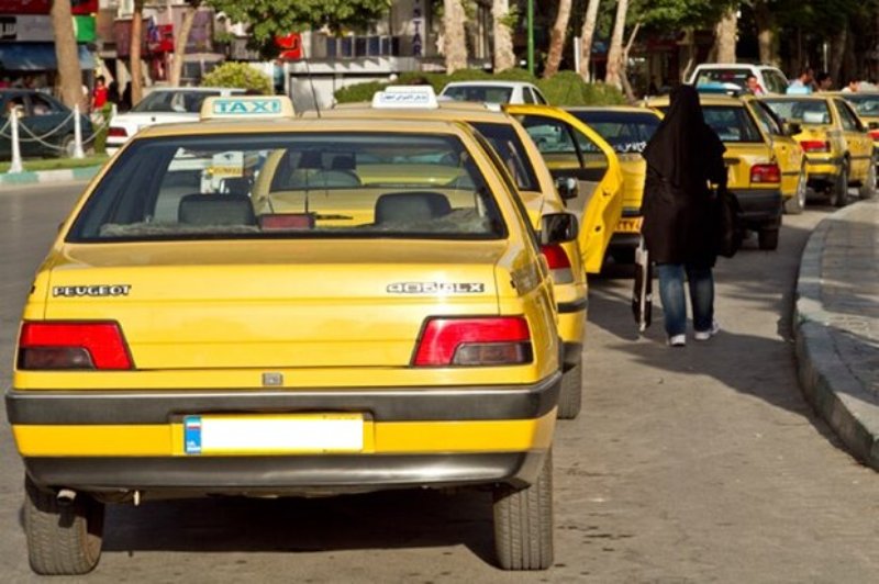 کاهش ۴۰ درصدی مسافران تاکسی/ احتمال تعویق اقساط تاکسیرانان