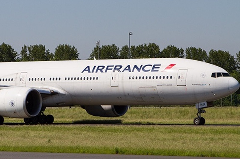 سخنگوی سازمان هواپیمایی: سرنوشت هواپیمای فرانسوی پس از بررسی تیم فنی مشخص می شود