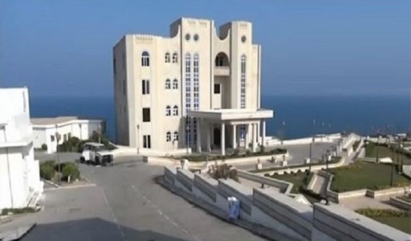 مقر دولت هادی در عدن سقوط کرد مقر دولت هادی در عدن سقوط کرد