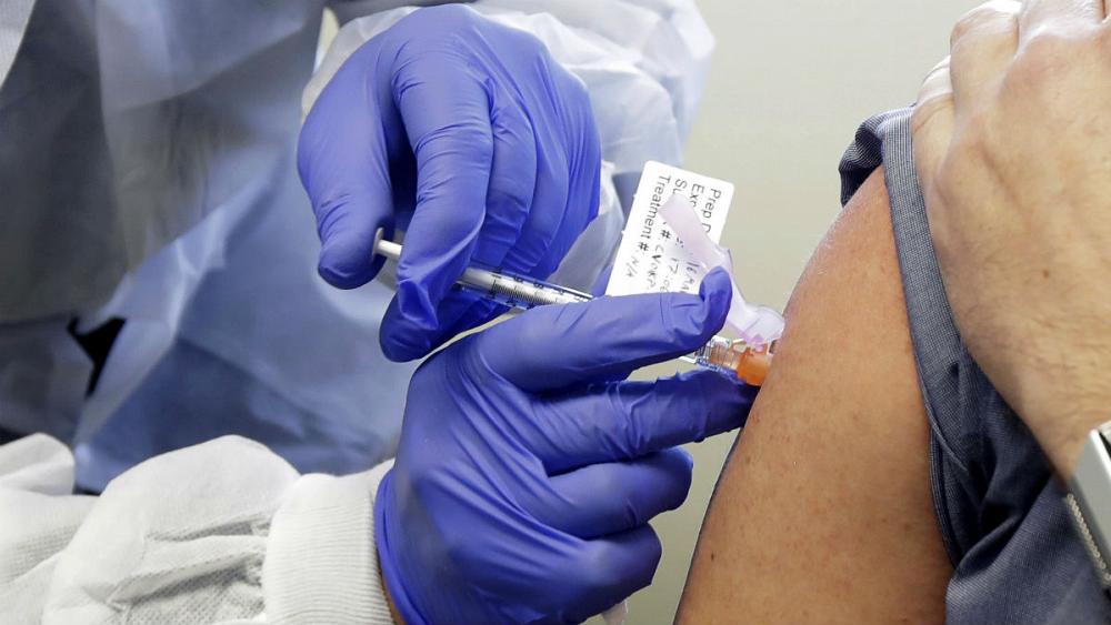 آغاز آزمایش واکسن کرونا بر روی انسان از سپتامبر (شهریور)