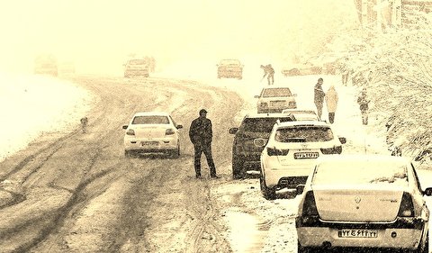 رهاسازی ۸۸۸۹ دستگاه خودرو گرفتار در برف و کولاک / ۲۰ فوتی بر اثر حوادث جاده‌ای در کشور از بعداز ظهر روز گذشته