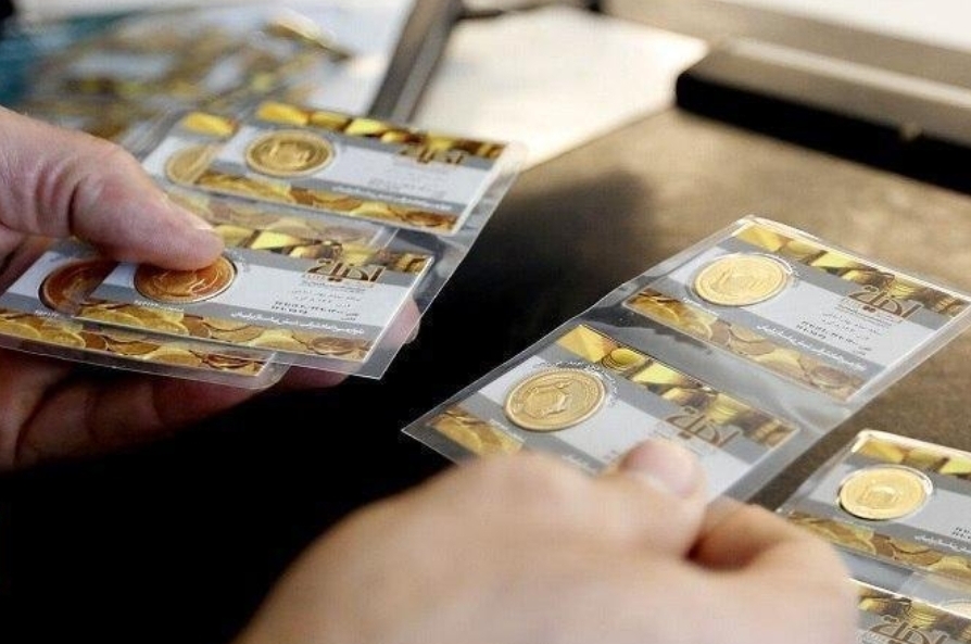 رئیس اتحادیه طلا: حباب سکه ۹۶۰ هزار تومان شد/ چرا طلا و سکه اوج گرفت؟/ آرامش دلار شرط اصلی آرامش در بازارهاست