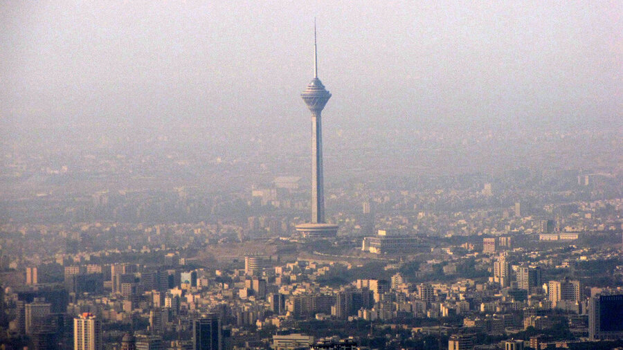 کیفیت هوای قرمز در تهران / مردم از تردد غیر ضرور در شهر بپرهیزند