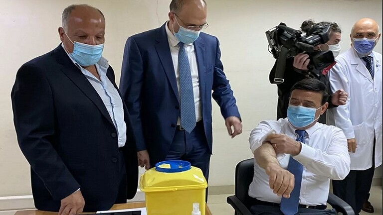 آغاز واکسیناسیون با واکسن روسی کرونا در لبنان