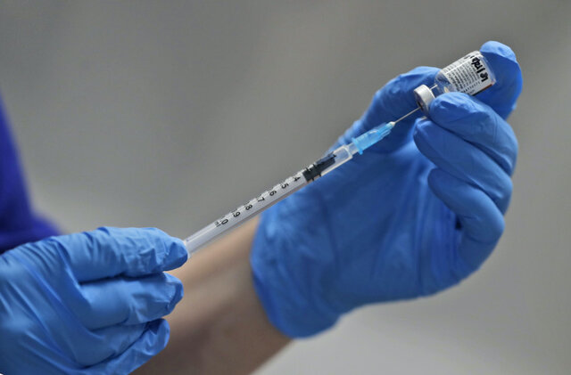 وزارت بهداشت: برای دریافت واکسن کرونا و ثبت پرونده سلامت وارد هیچ سایتی نشوید