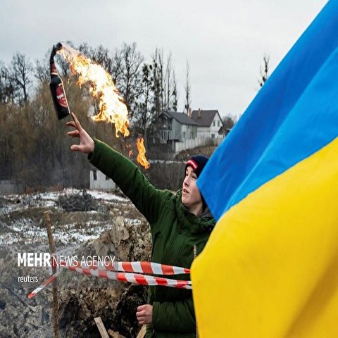 تصاویر: آموزش پرتاب کوکتل مولوتف به شهروندان غیرنظامی اوکراینی