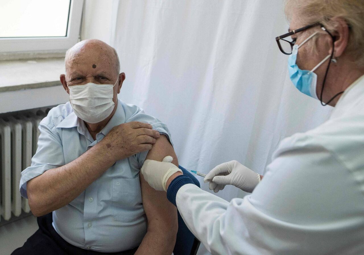 خبرگزاری فرانسه: نیمی از مردم اتحادیه اروپا واکسن زده‌اند