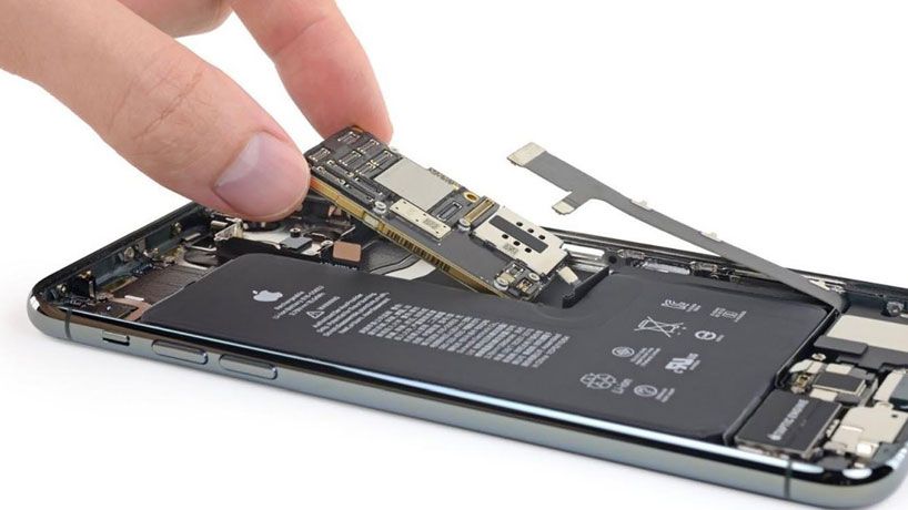 خبرهای جدید از باتری های قدرتمند در سری آیفون 13 خبرهای جدید از باتری های قدرتمند در سری آیفون 13