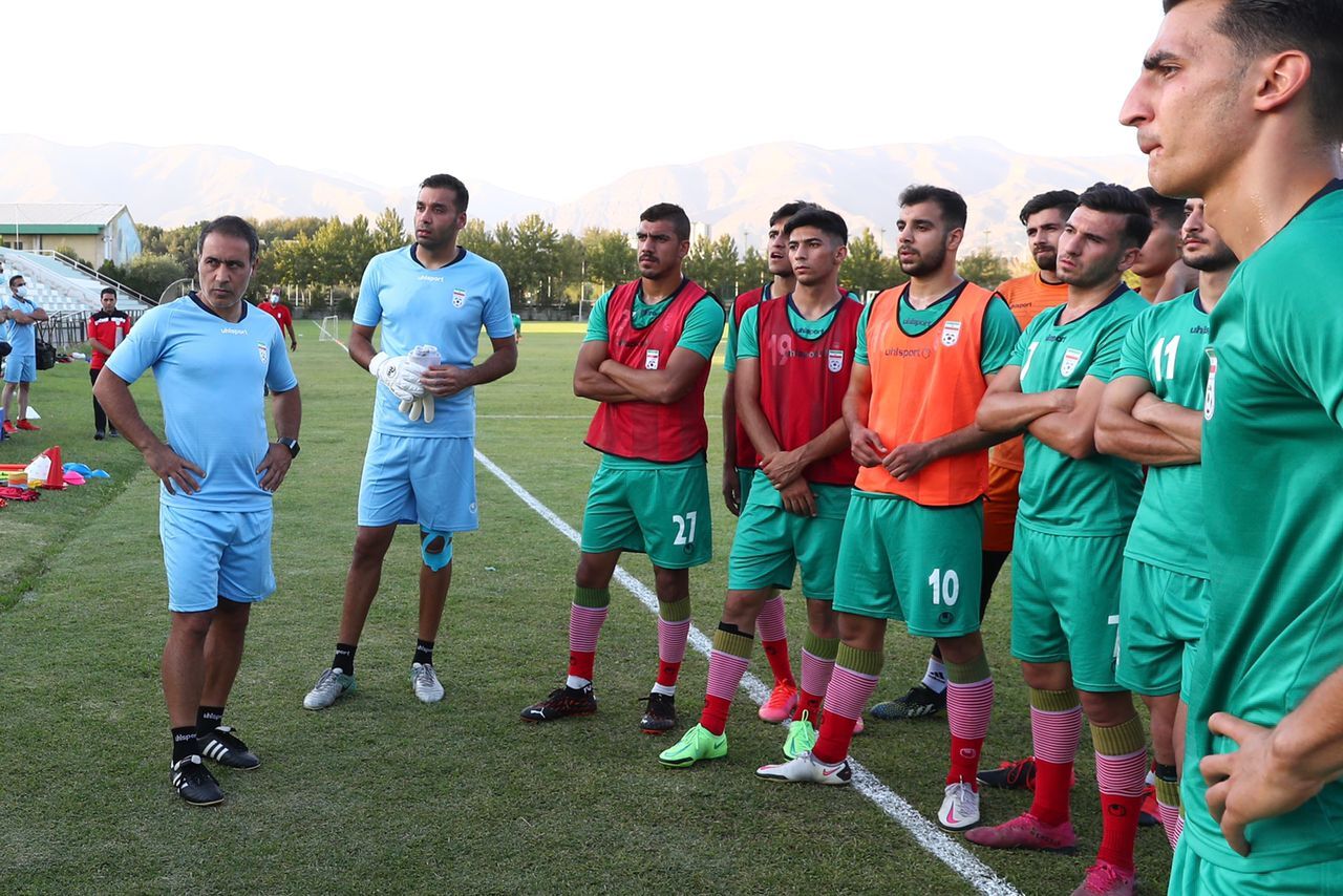 مهدوی‌کیا: هشت بازیکن اصلی تاجیکستان، استقلالی هستند